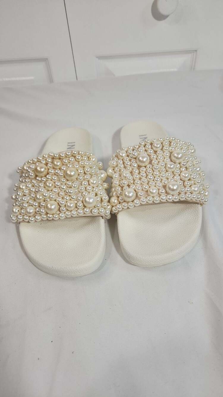 INC International Concepts Pelle Pearl Embellished Slide Sandals Size 10